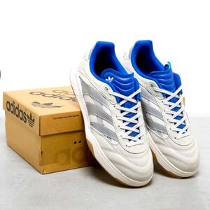Adidas Predator Mundial White Blue Silver Size 8.5 Brand New in Box